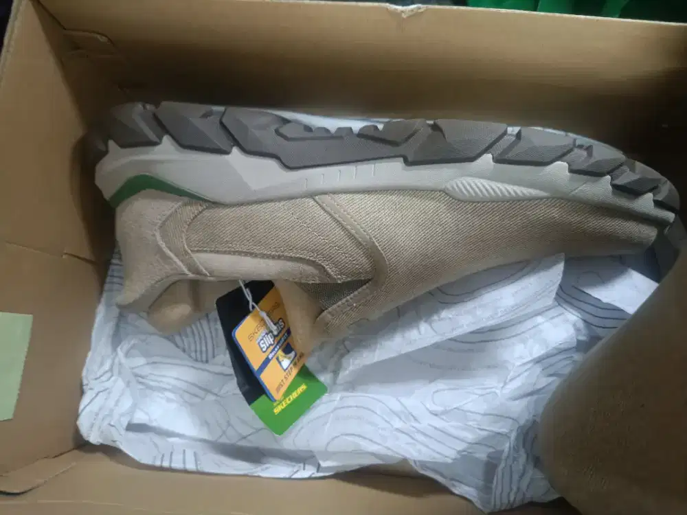 Sepatu skechers jhon deere slip in good year original