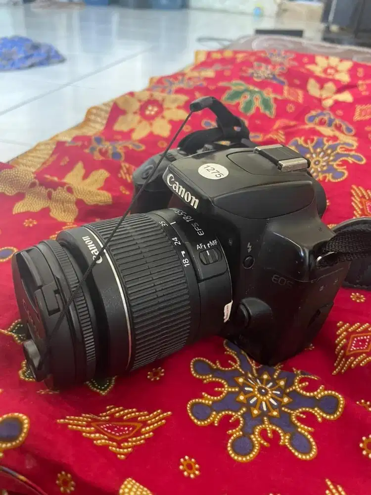 Kamera DSLR CANON 1000D