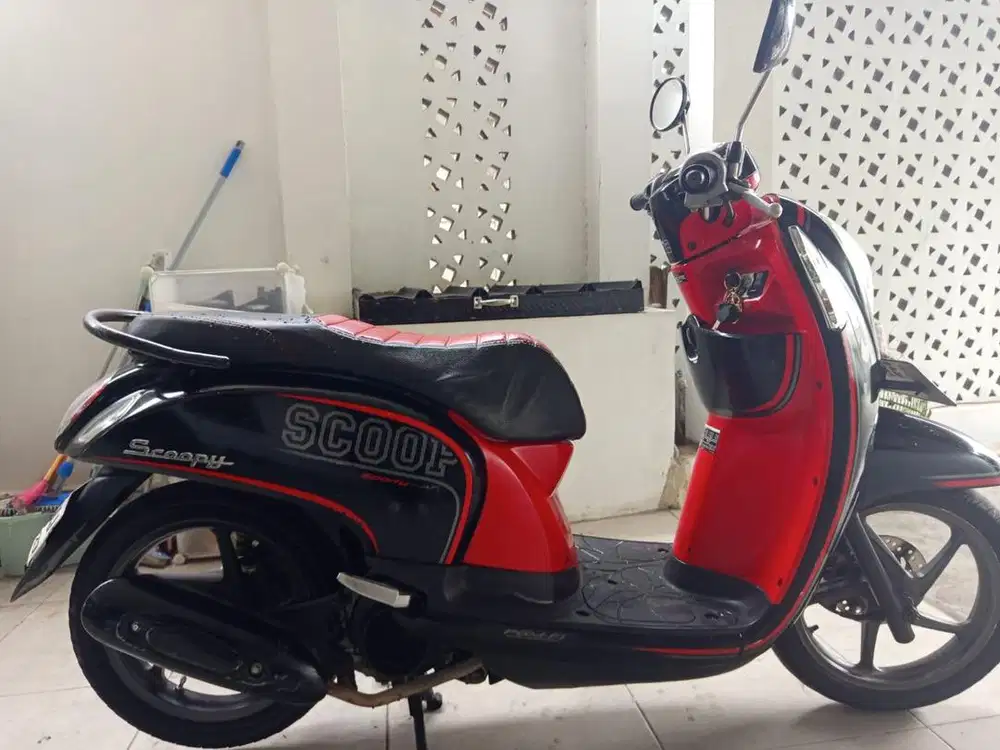 Jual murah scoopy 2014 tangan pertama punya pribadi plat AB