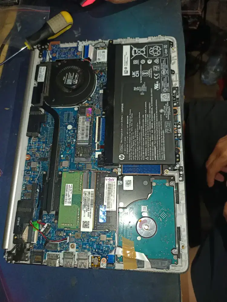Jasa Install Ulang, Cleaning & Isi Software Aplikasi Laptop/PC