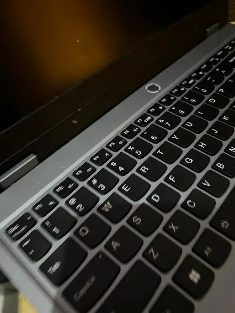 Lenovo LOG i5IRX9 512gb NVME | 16gb Ram | RTX 3050 6Gb
