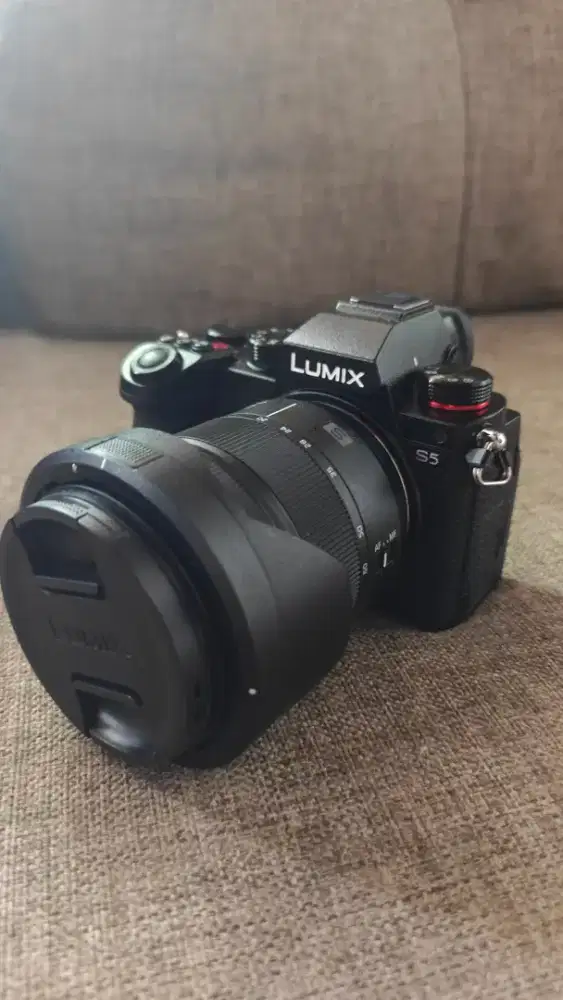 Lumix S5 Kit 20-60 f3.5-5.6 Second