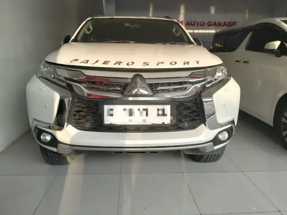 PAJERO DAKKAR 2020 PMK 2021 SOLAR TANGAN PERTAMA
