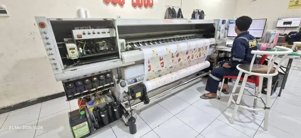 Mesin Printing UV 4 HEAD CE4M model EY 1800UV