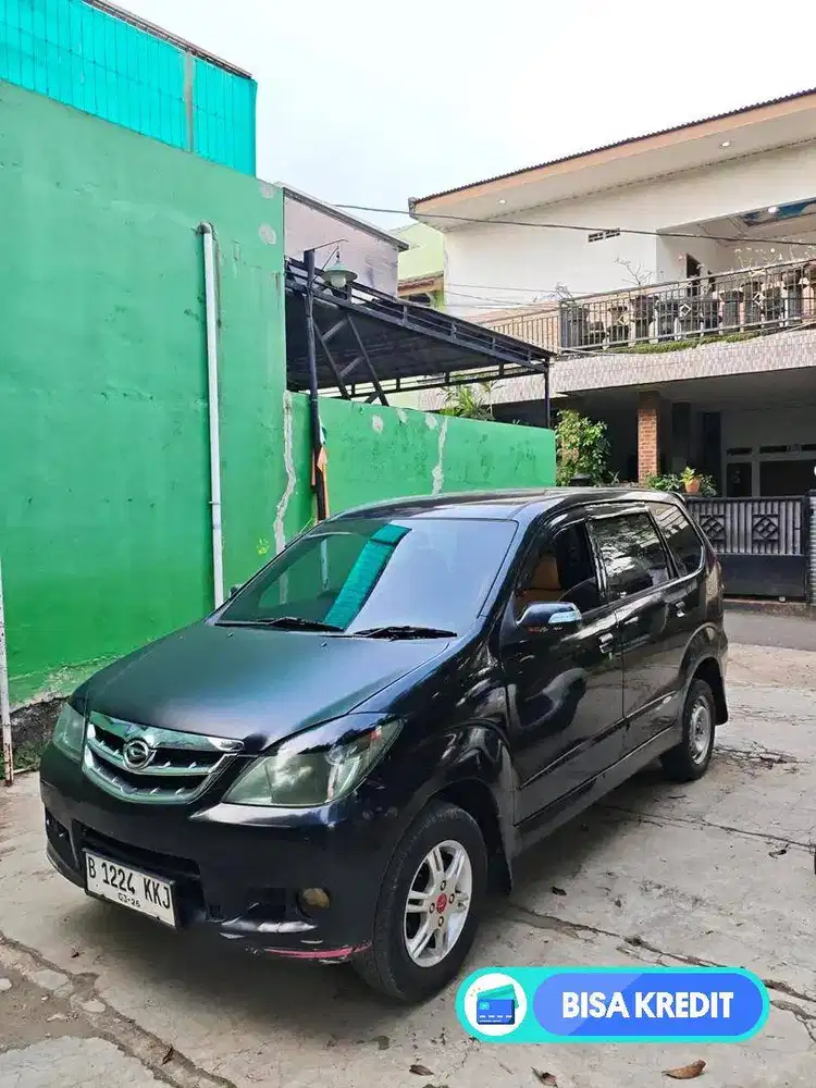 Daihatsu Xenia 2011 Bensin