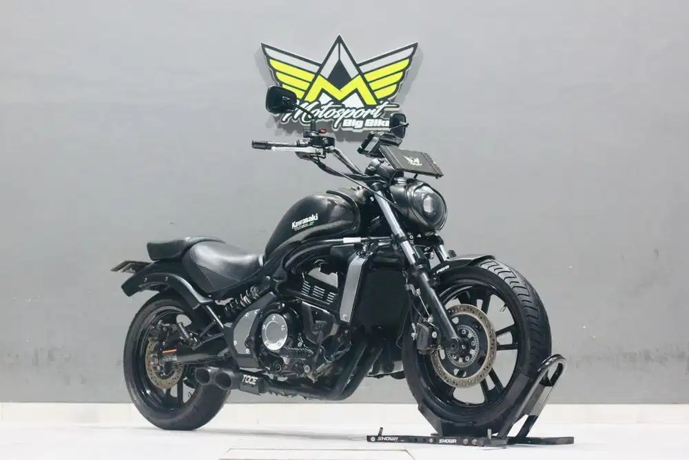 Kawasaki vulcan 650 mantab rebel street