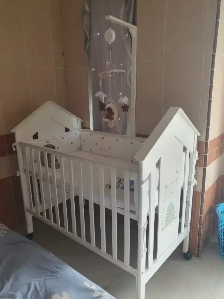 Baby box little equi