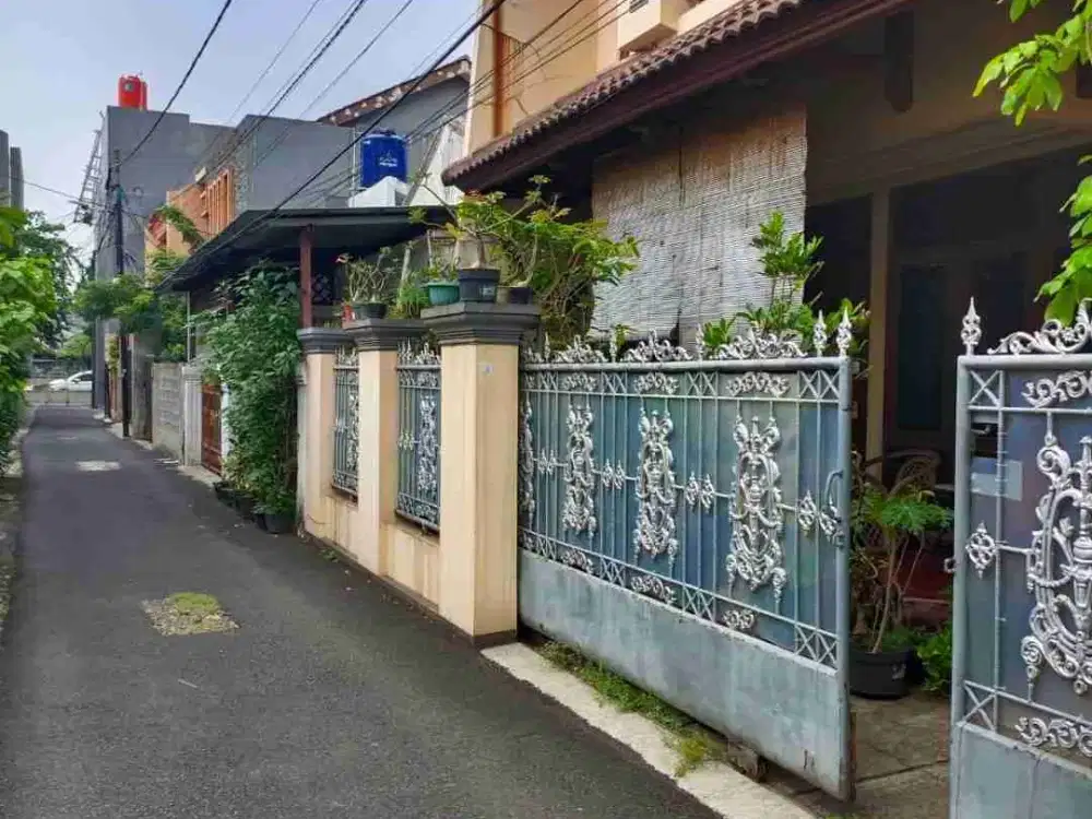 Di Jual Hunian Cantik berlokasi Strategis di segitiga emas Jakarta
