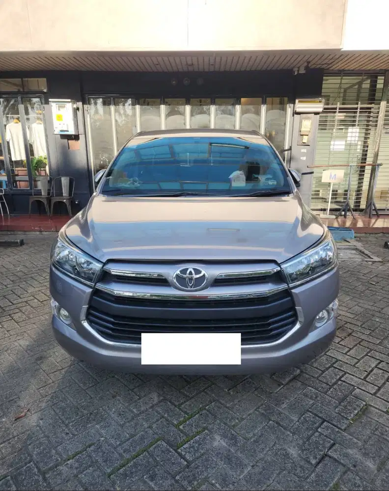 Toyota Kijang Innova 2.0 V AT