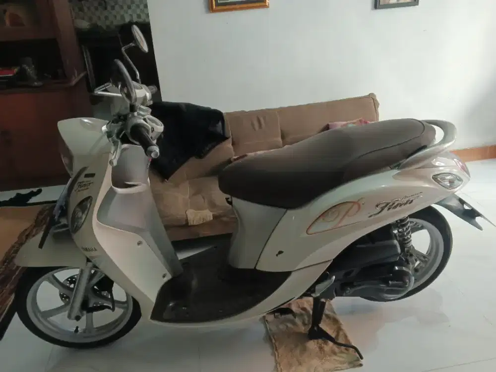 Yamaha Fino Premium 2019 mulus siap pakai no minus