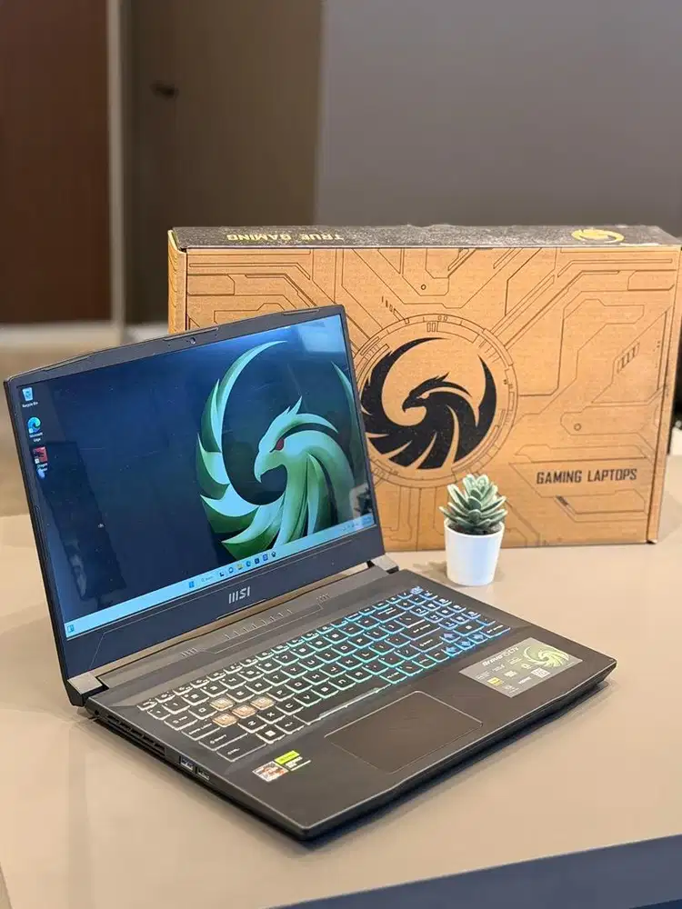 Laptop MSI Bravo 15 C7V Ryzen 7 7735hs 16/512Gb RTZ 4060 8Gb