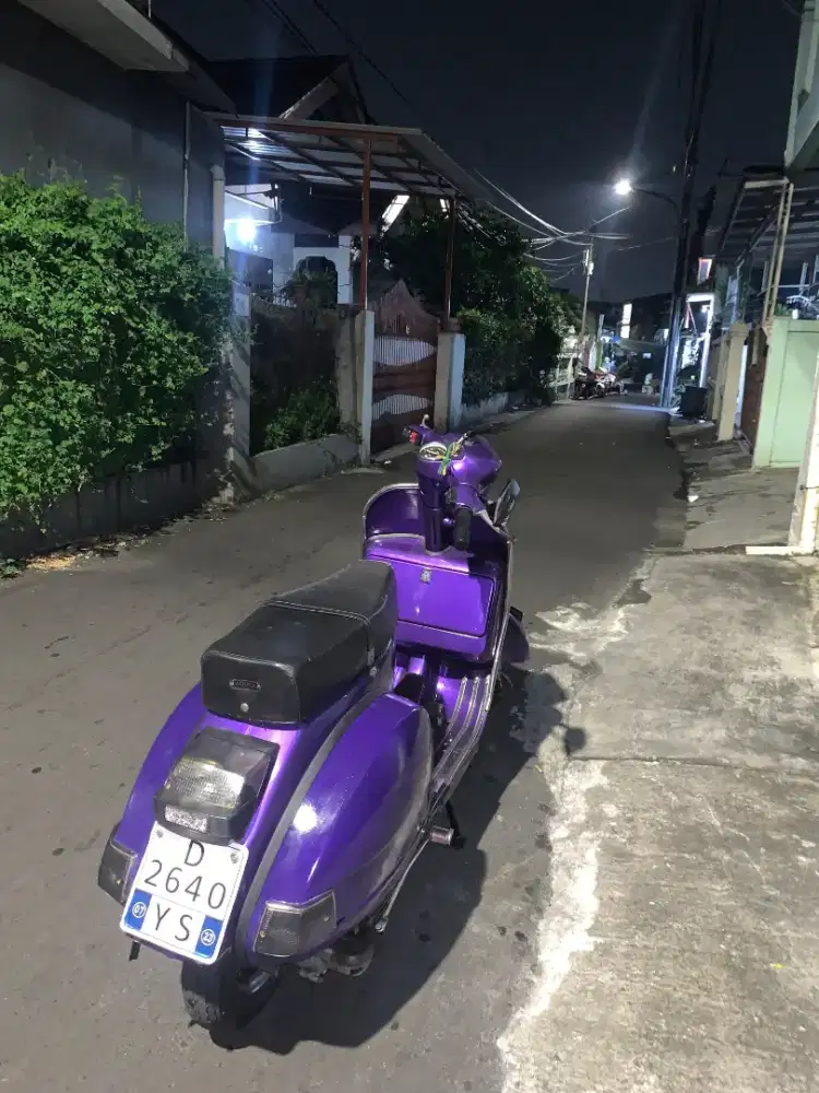 Vespa  p150s scoter