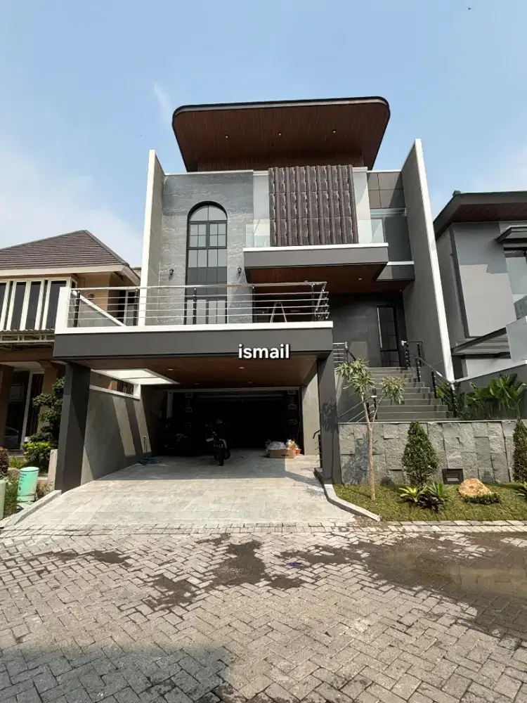 Rumah 3 Lantai Stamford Citraland Minimalis Dengan Private Balcony