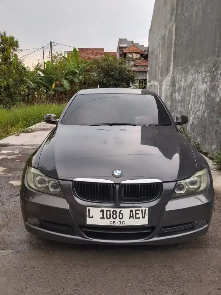 BMW 320i E90 tahun 2008