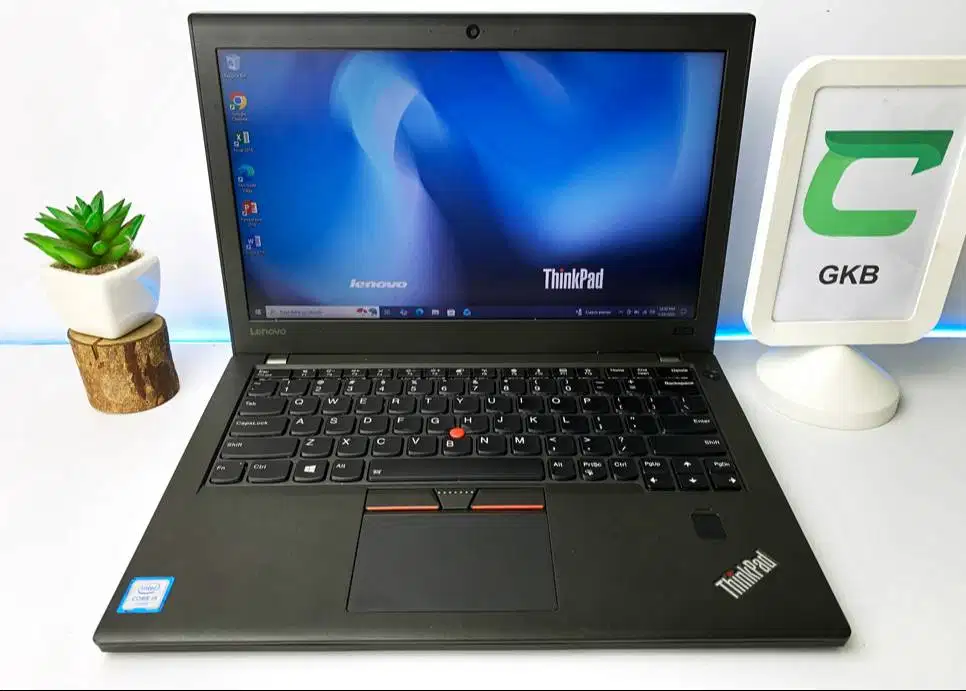 Laptop Lenovo Thinkpad X270 core i5 Ram 8gb Ssd 180gb keyboard backlig