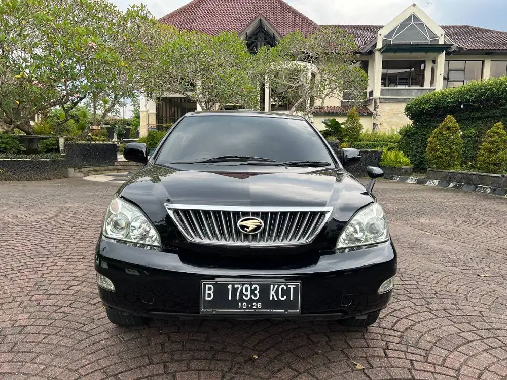 Toyota Harrier 2.4 L prem automatic 2012