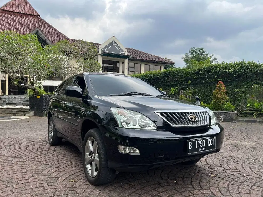 Toyota Harrier 2.4 L prem automatic 2012