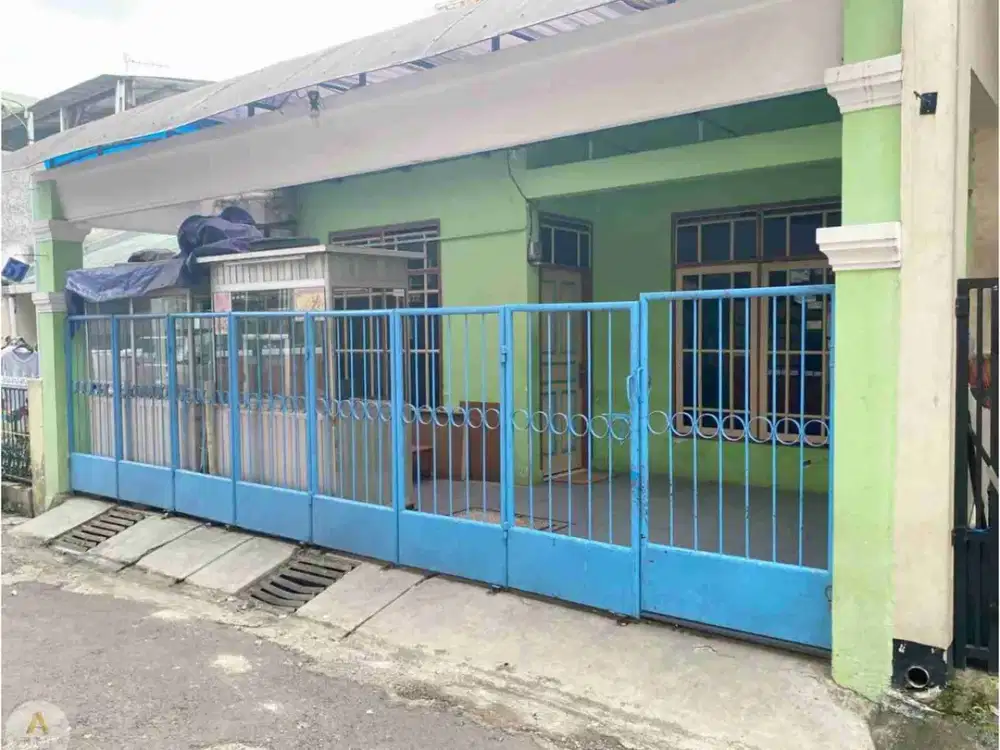 Jual Rumah Antapani 3 Lantai Siap Huni