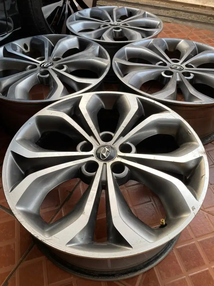 Velg Palisade Santafee R19 Zenix Innova Crv Ioniq harrier lexus camry