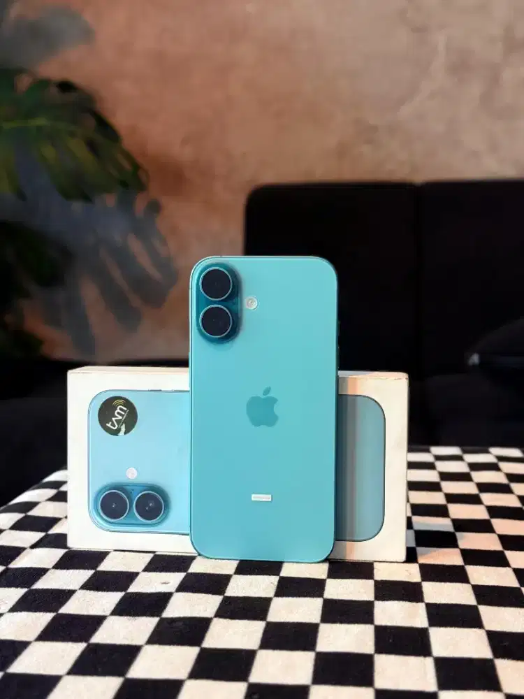 iPhone 16 128gb iBox