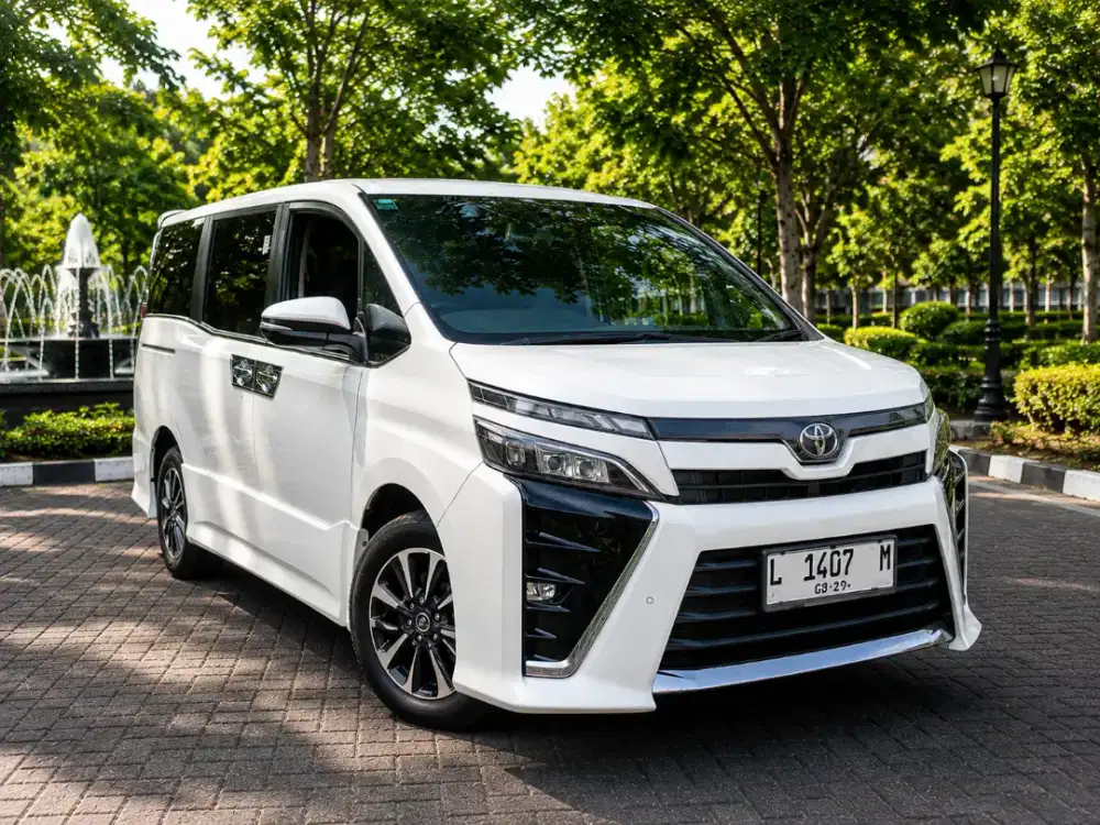 TOYOTA NEW VOXY 2.0 A/T 2019 PUTIH