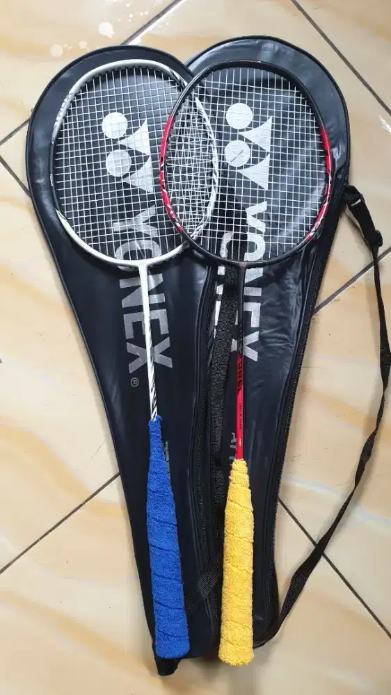 Raket yonex astrox 99 pro dan arc saber 11 pro