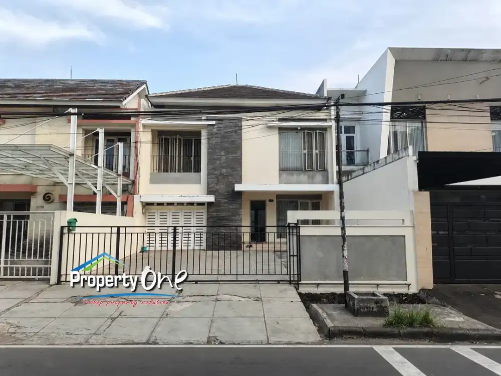 Jual Rumah Semi Ruko 2 Lantai LT 300-An Siap Huni di Villa Melati Mas Serpong Dekat BSD dan Bintaro