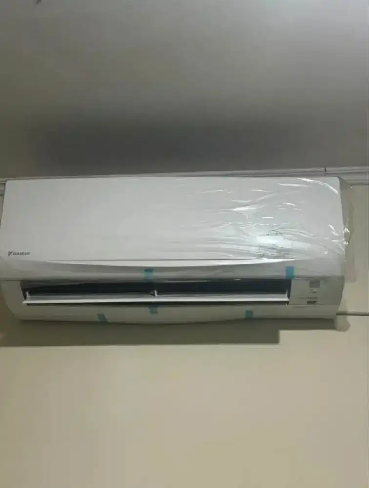 AC Daikin 1PK + Pipa 3M Preloved