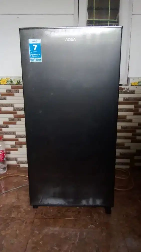 Kulkas Aqua 1 pintu