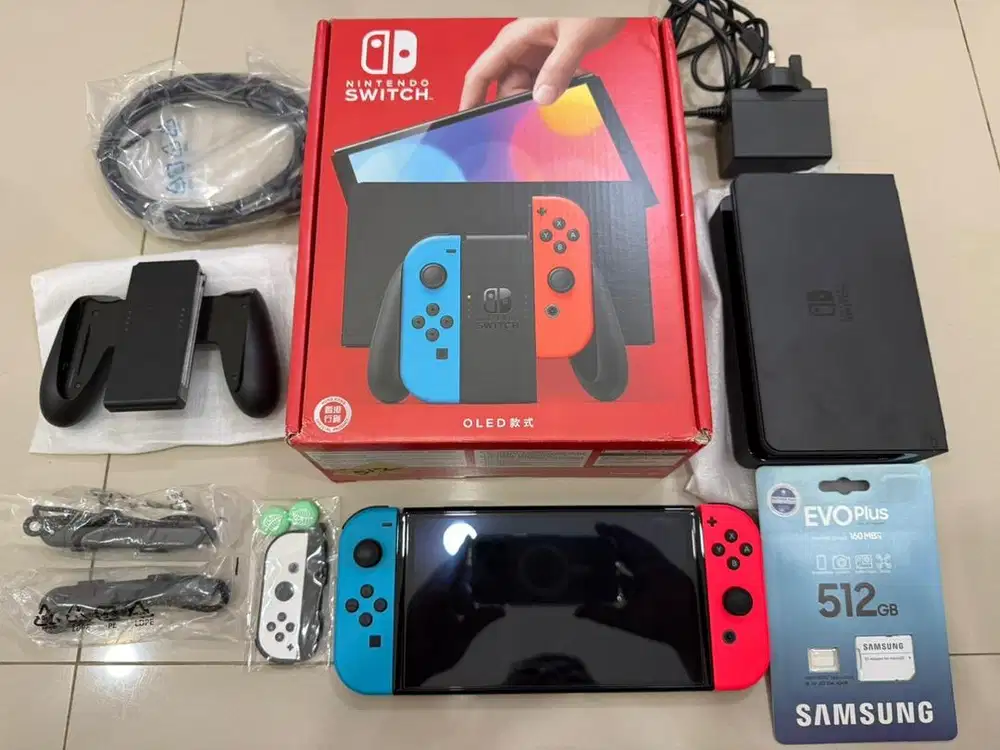 Nintendo Switch Oled 512gb dualboot CE EF WE mint condition fullset