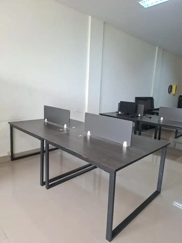 Dijual cepat meja kantor