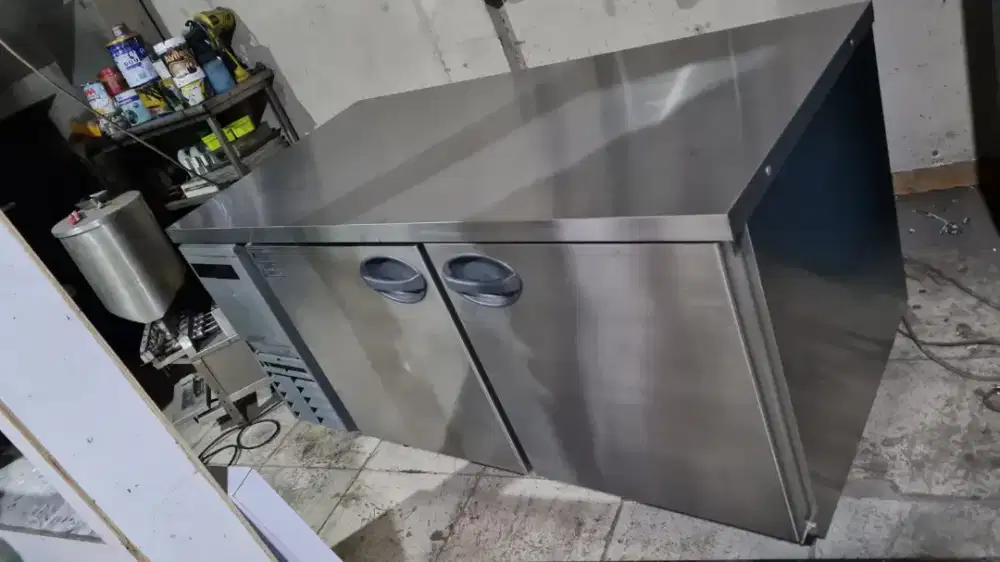 Chiller / Freezer Pendingin Galilei Like New BNOB