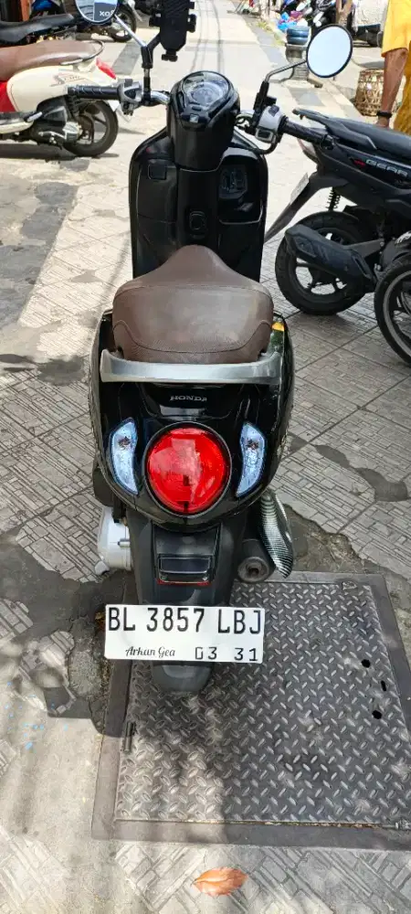 Jual santai Scoopy 2021