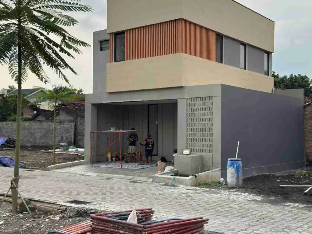 Dijual rumah mewah lokasi sangat strategis