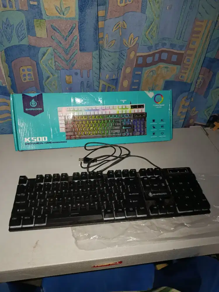 Keyboard rgb 114 tombol