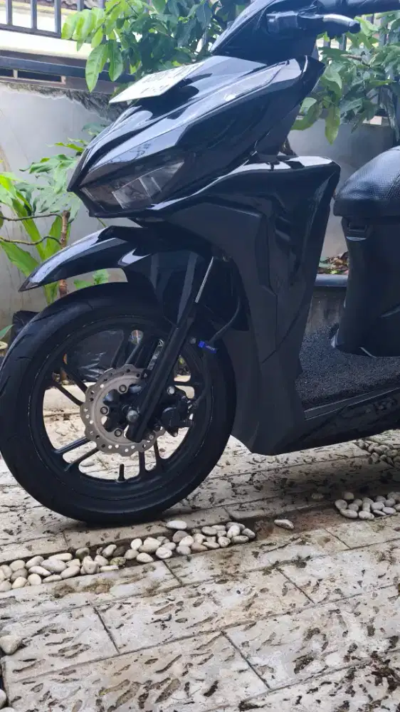 Vario 150 2019 hitam