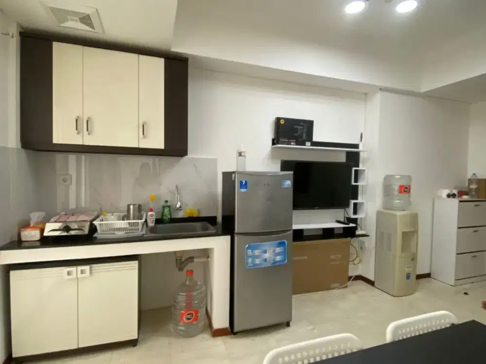 SEWA 2BR ROYAL MEDITERANIA GARDEN TANJUNG DUREN, LOKASI STRATEGIS, DEKAT MALL, KANTOR, UNIVERSITAS, TRANSPOTASI