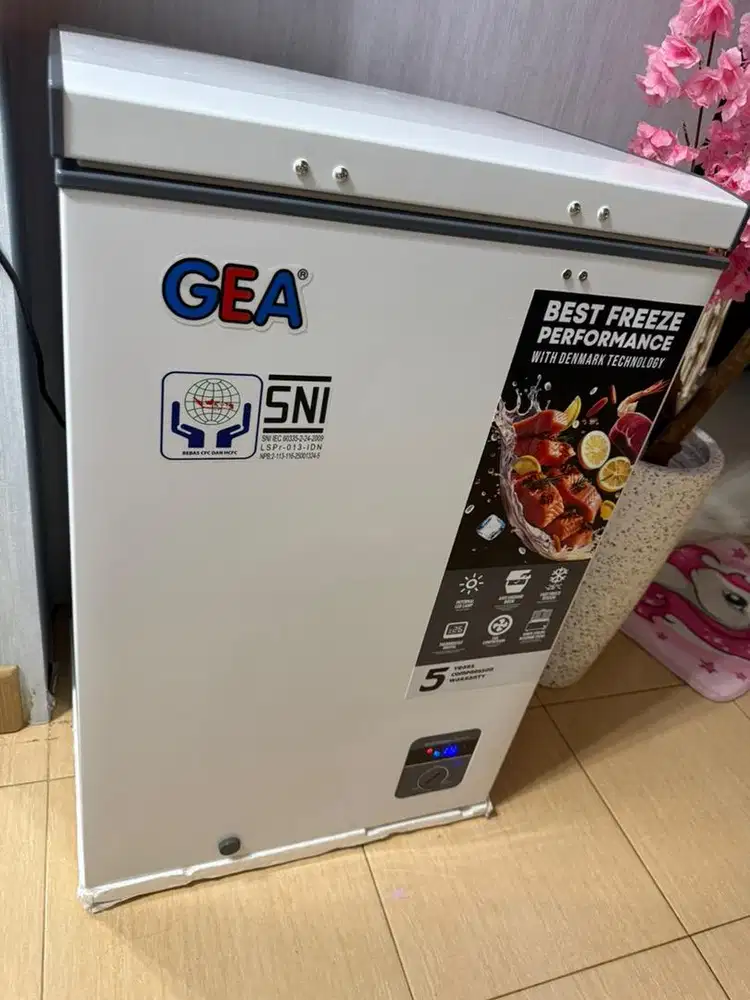 Freezer GEA AB-108-R 110 Liter