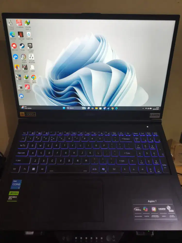 ACER ASPIRE 7 PRO