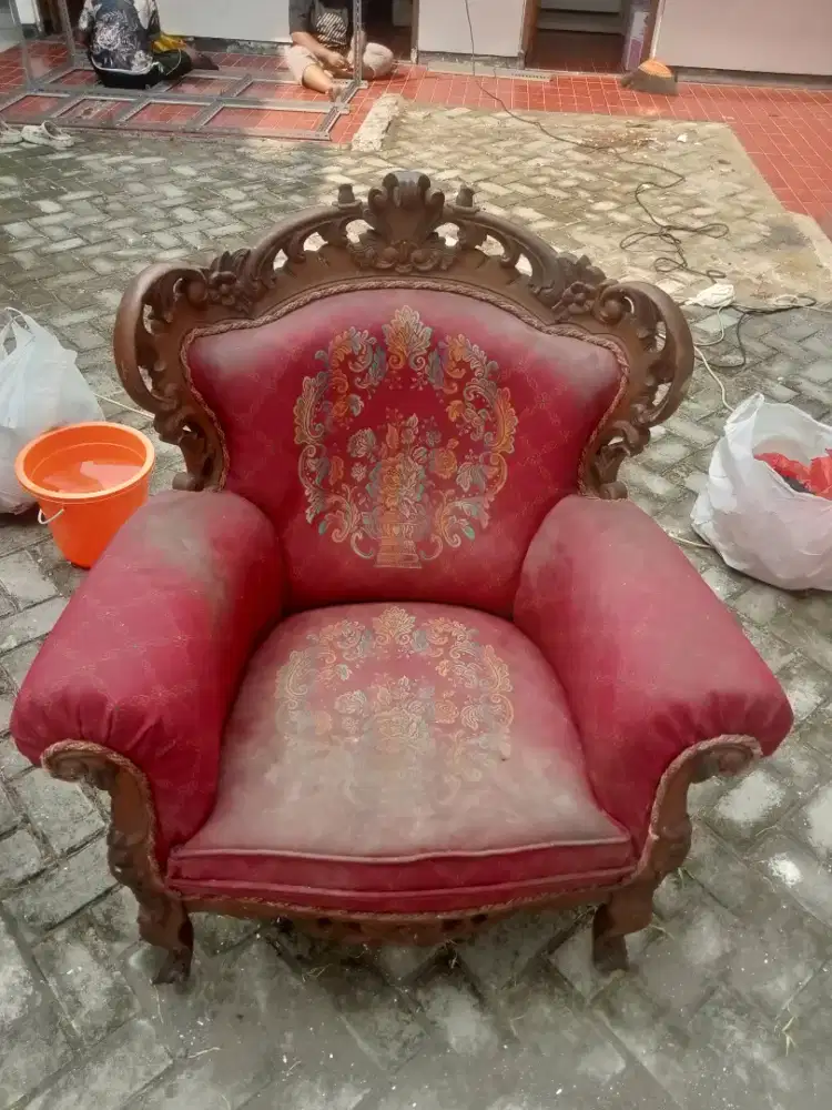 Cuci sofa springbed surabaya