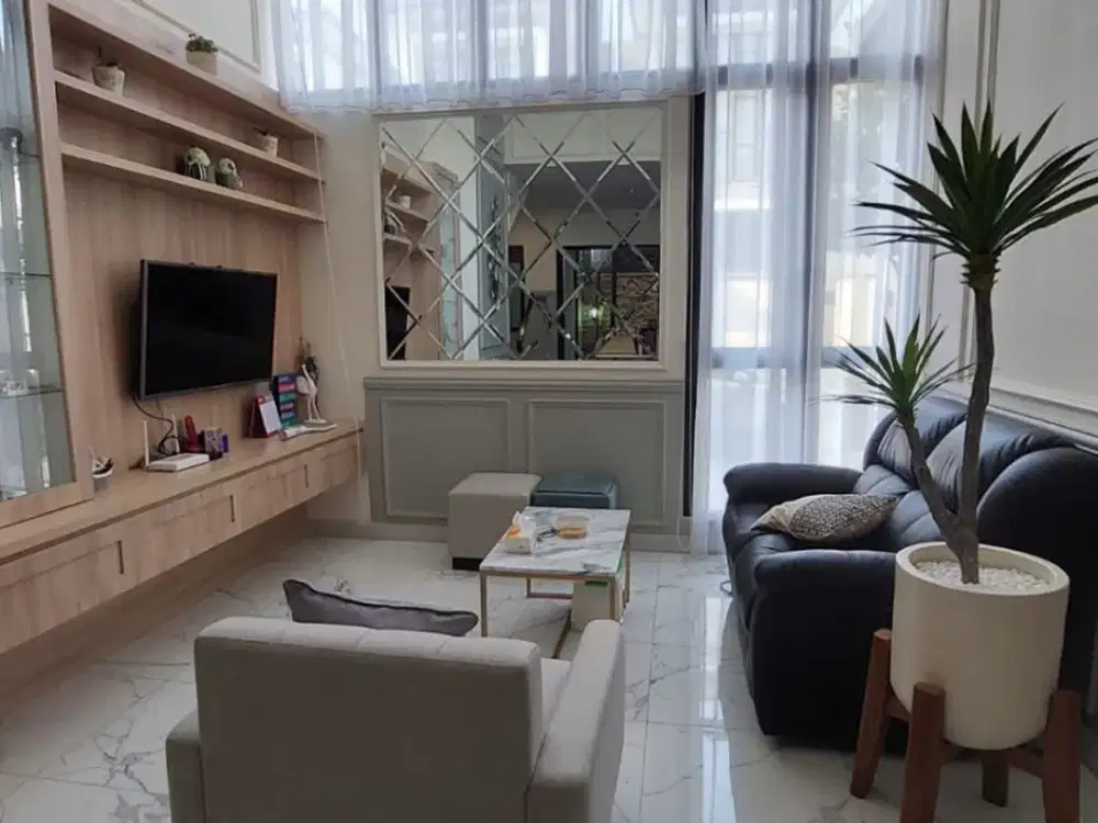 Turun Harga!!! Rumah 3 Lantai Lebar 7 Cluster Asya, Cakung, Jakarta Timur, 030