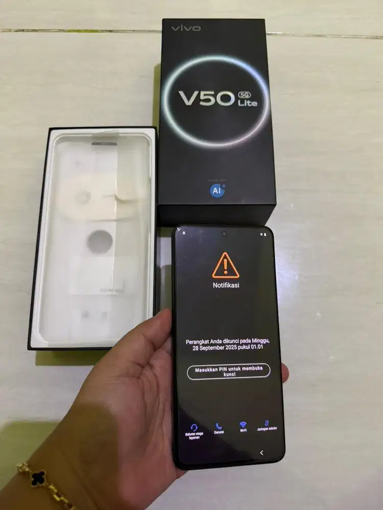 Vivo V50 LITE 5G 12/512