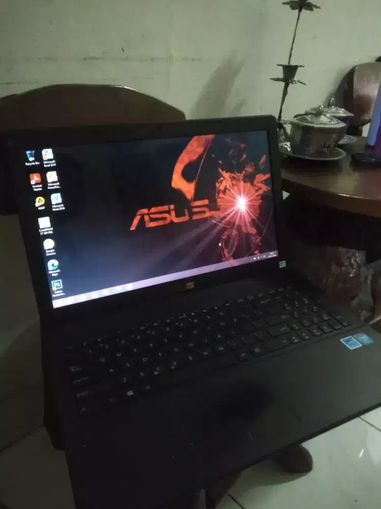 Jual Laptop Asus Sonic Master intel inside