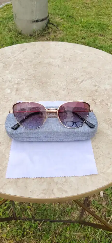 (Eks Sitaan dari Koruptor)SunGlasses TIMES 2355 Ori Italy Model CatEye
