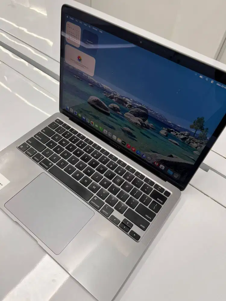 MacBook Air 2020 M1 8/128GB 13”