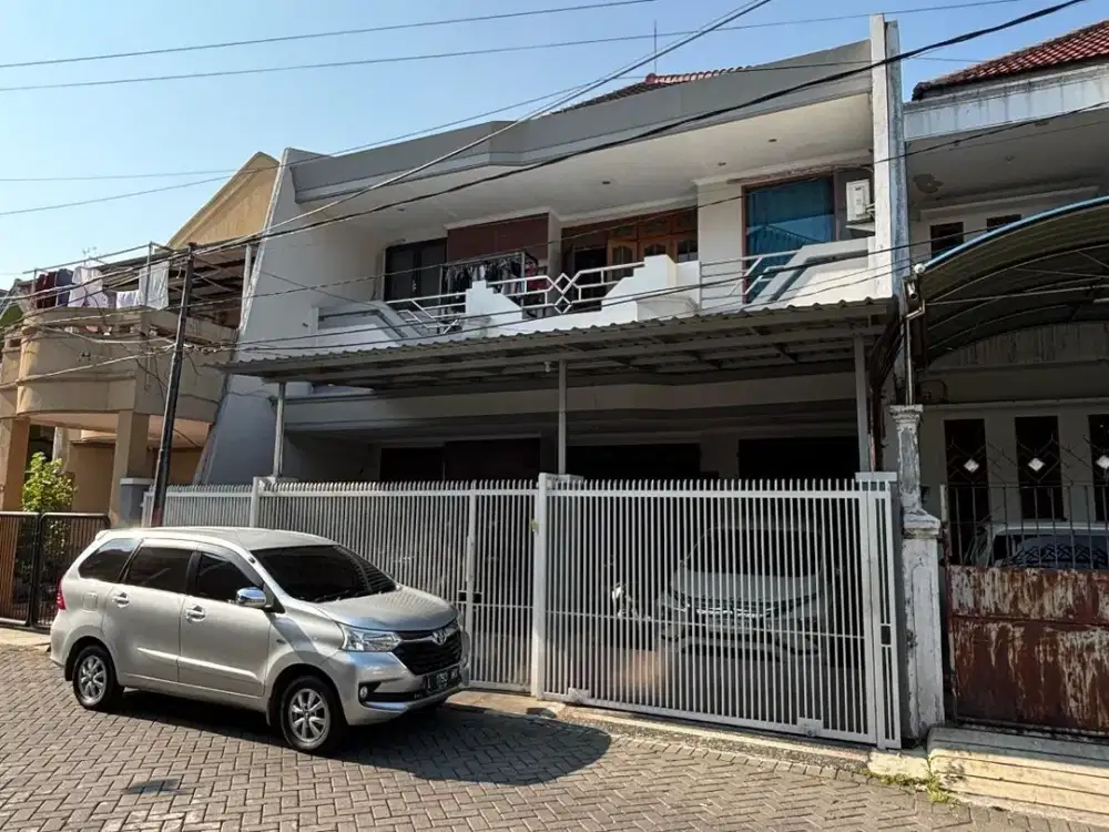 Rumah 2 lantai Jln Tanjungsari, Hadap Utara  Row Jalan 3 mobil