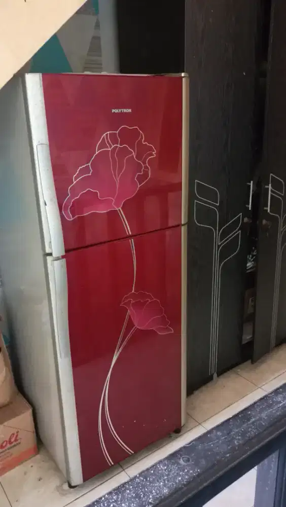 Kulkas Polytron 2 Pintu (Mati)