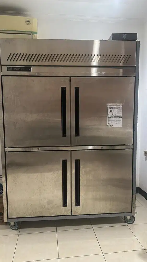 GEA FREEZER by Royal Kincool