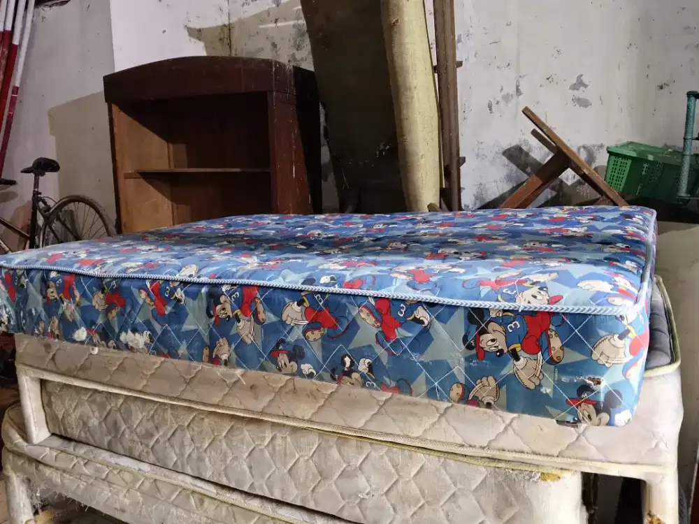 Kasur springbed per