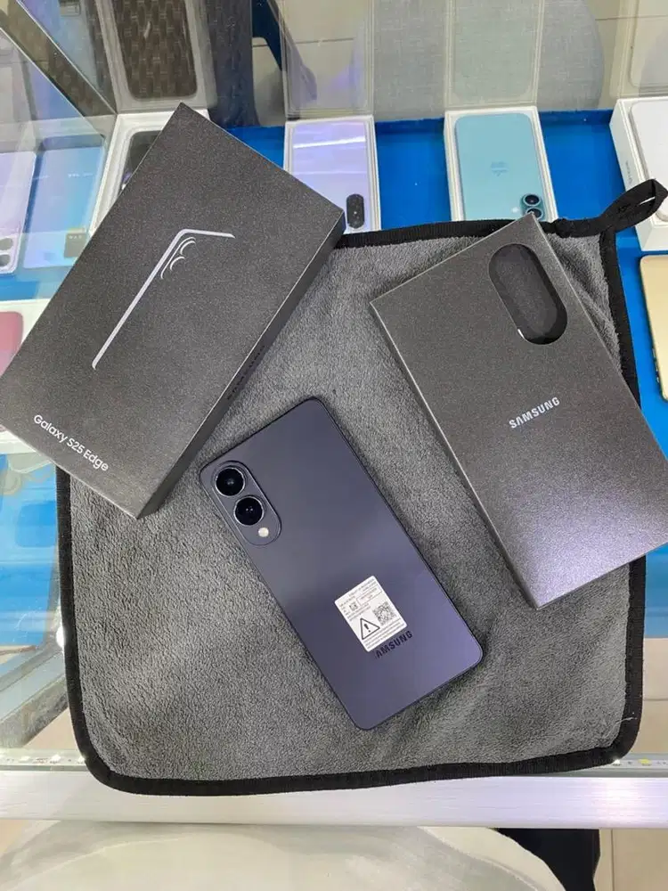 Samsung S25 Edge 12/512 Second